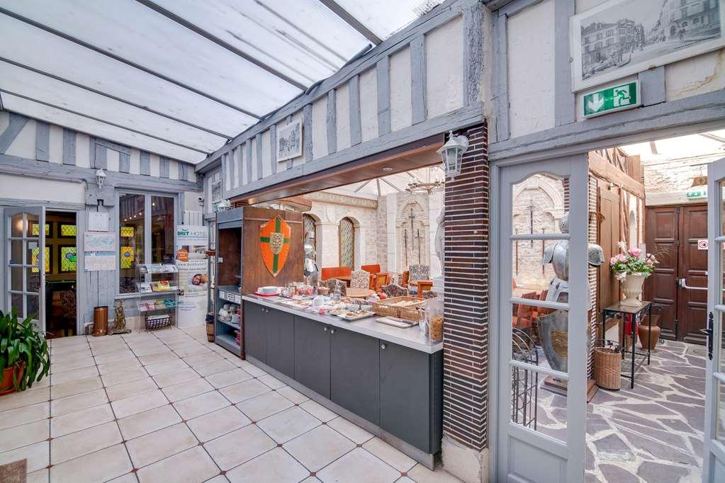 Brit Hotel Comtes De Champagne - Troyes Centre Historique Ресторант снимка