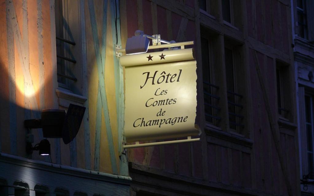 Brit Hotel Comtes De Champagne - Troyes Centre Historique Екстериор снимка