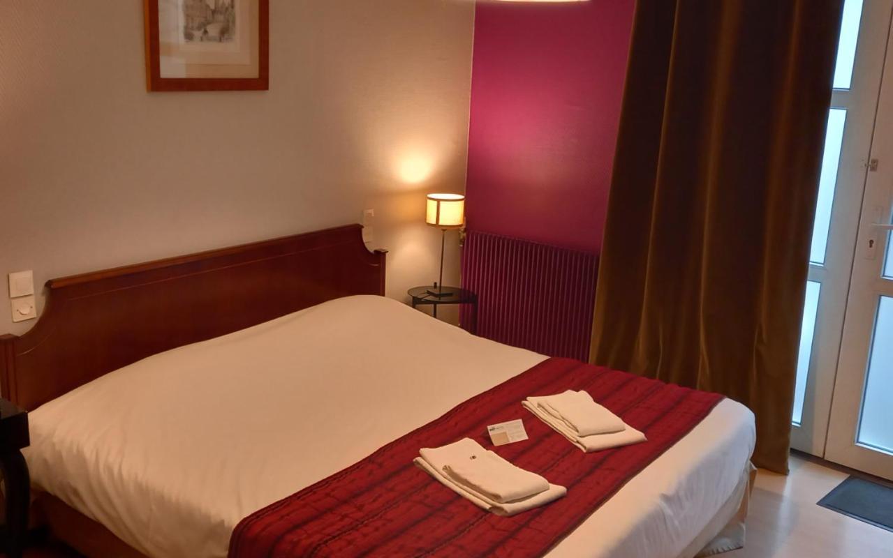 Brit Hotel Comtes De Champagne - Troyes Centre Historique Екстериор снимка