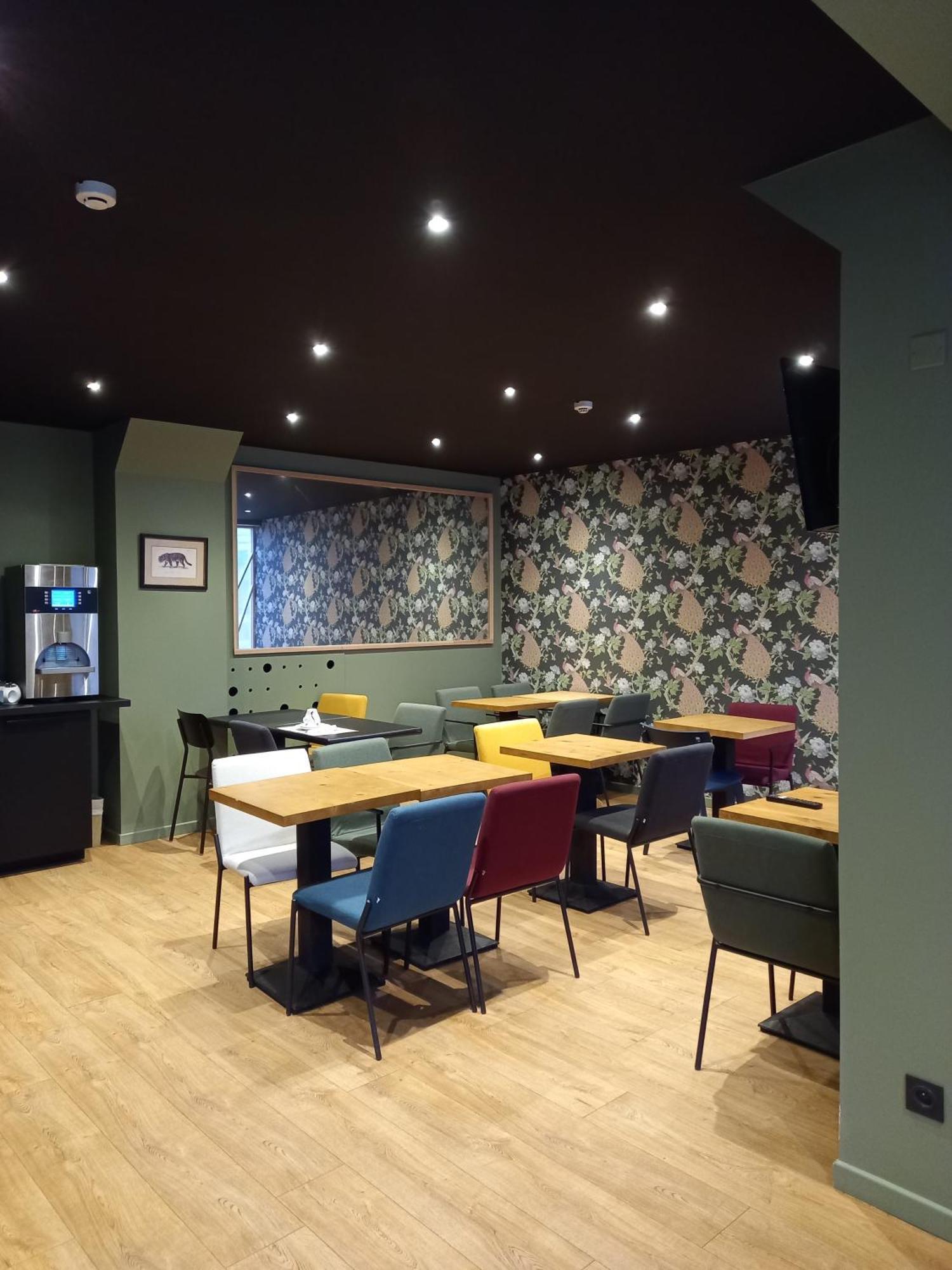 Brit Hotel Comtes De Champagne - Troyes Centre Historique Екстериор снимка