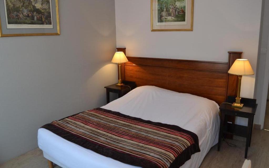 Brit Hotel Comtes De Champagne - Troyes Centre Historique Екстериор снимка