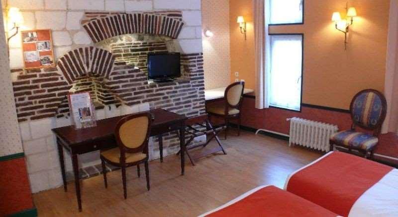 Brit Hotel Comtes De Champagne - Troyes Centre Historique Стая снимка